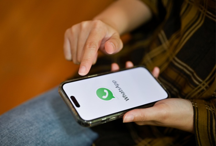 WhatsApp rivoluziona messaggi vocali