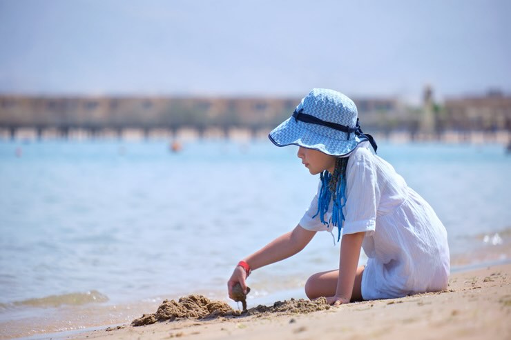 Bimbi in spiaggia: attenzione a questo dettaglio